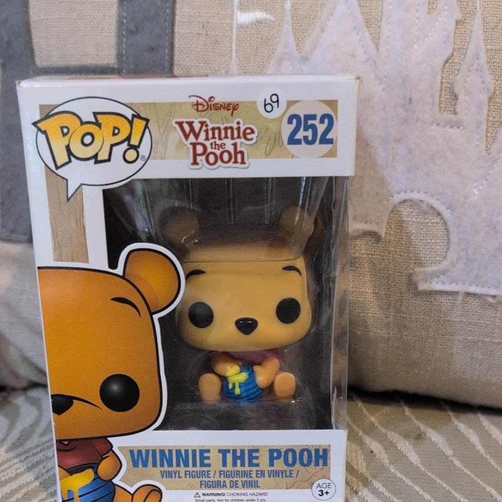 Funko Winnie the Pooh Vinyl Figure - Yellow and Red